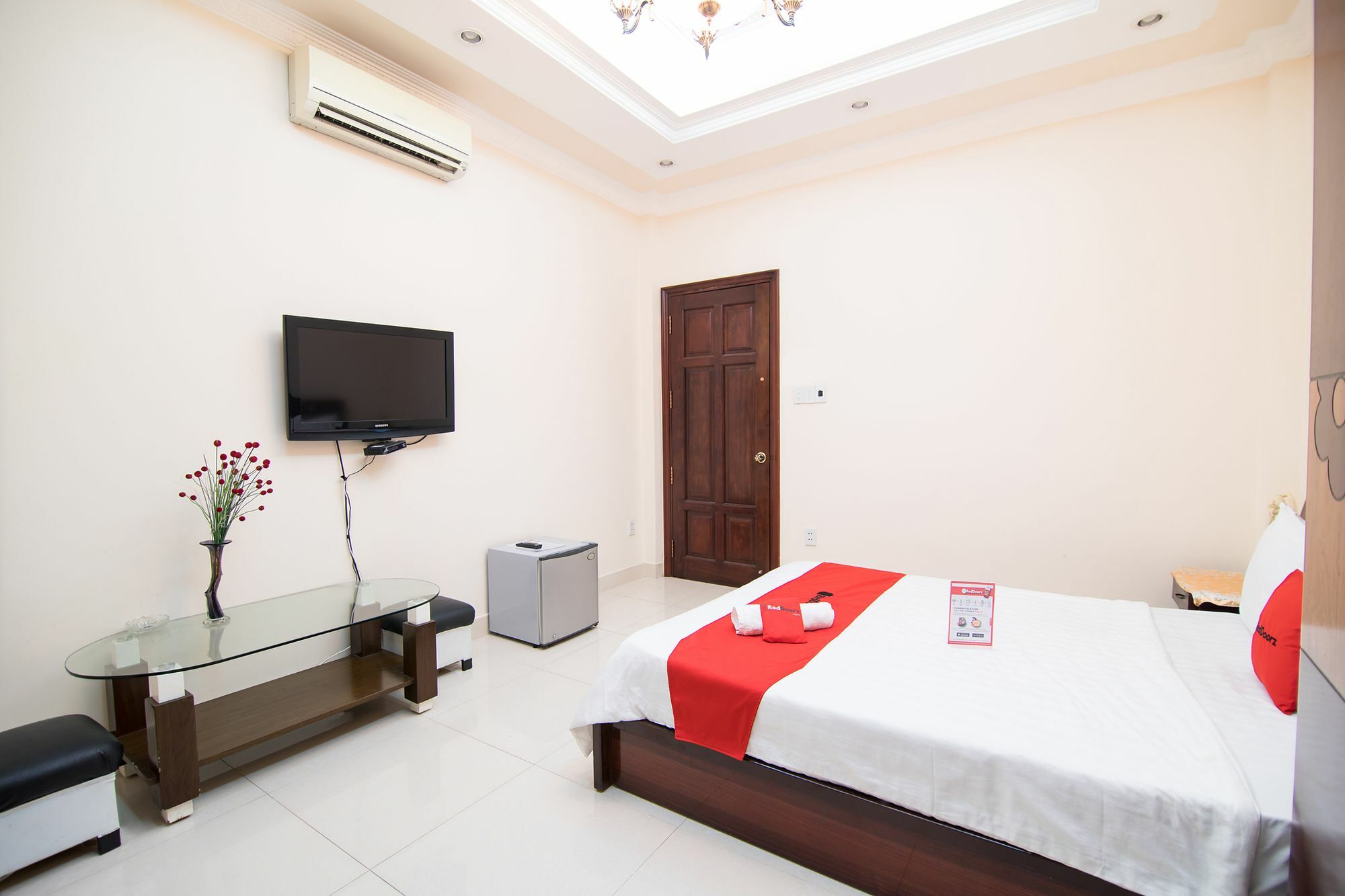 Reddoorz Near Pico Plaza Cong Hoa Hotell Ho Chi Minh-staden Exteriör bild