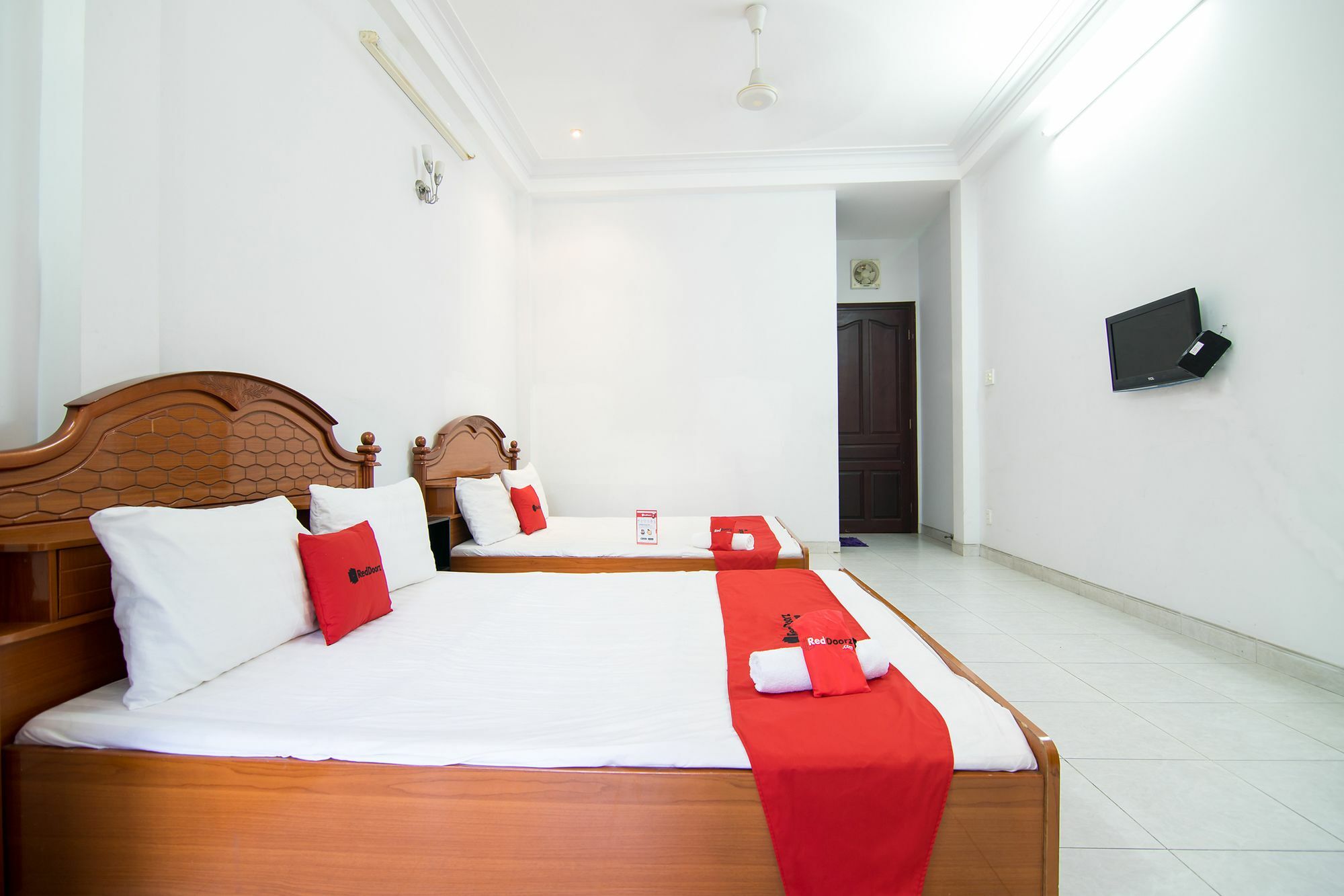 Reddoorz Near Pico Plaza Cong Hoa Hotell Ho Chi Minh-staden Exteriör bild